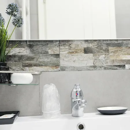 Konukevi Le Fontane Di 4*